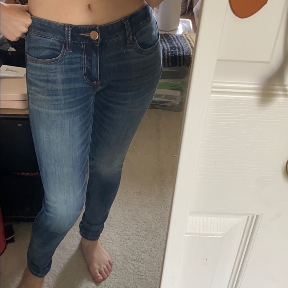 Mid-rise American Eagle Skinny Jeans